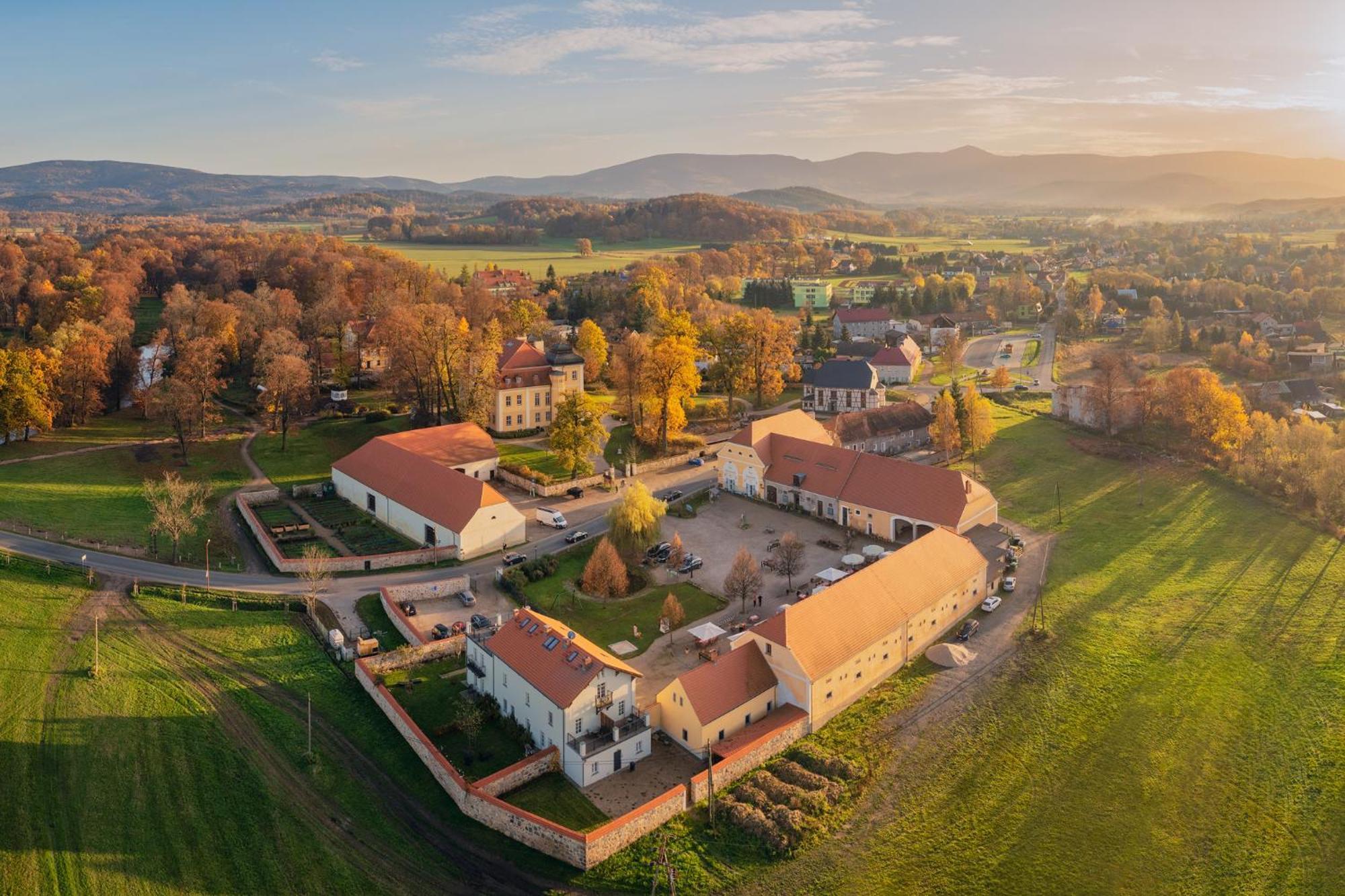 Palac Lomnica - Karkonosze / Riesengebirge Єленя-Ґура Екстер'єр фото